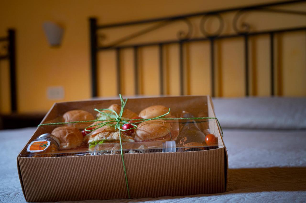 Bed And Breakfast Donna Olimpia San Martino al Cimino Bagian luar foto